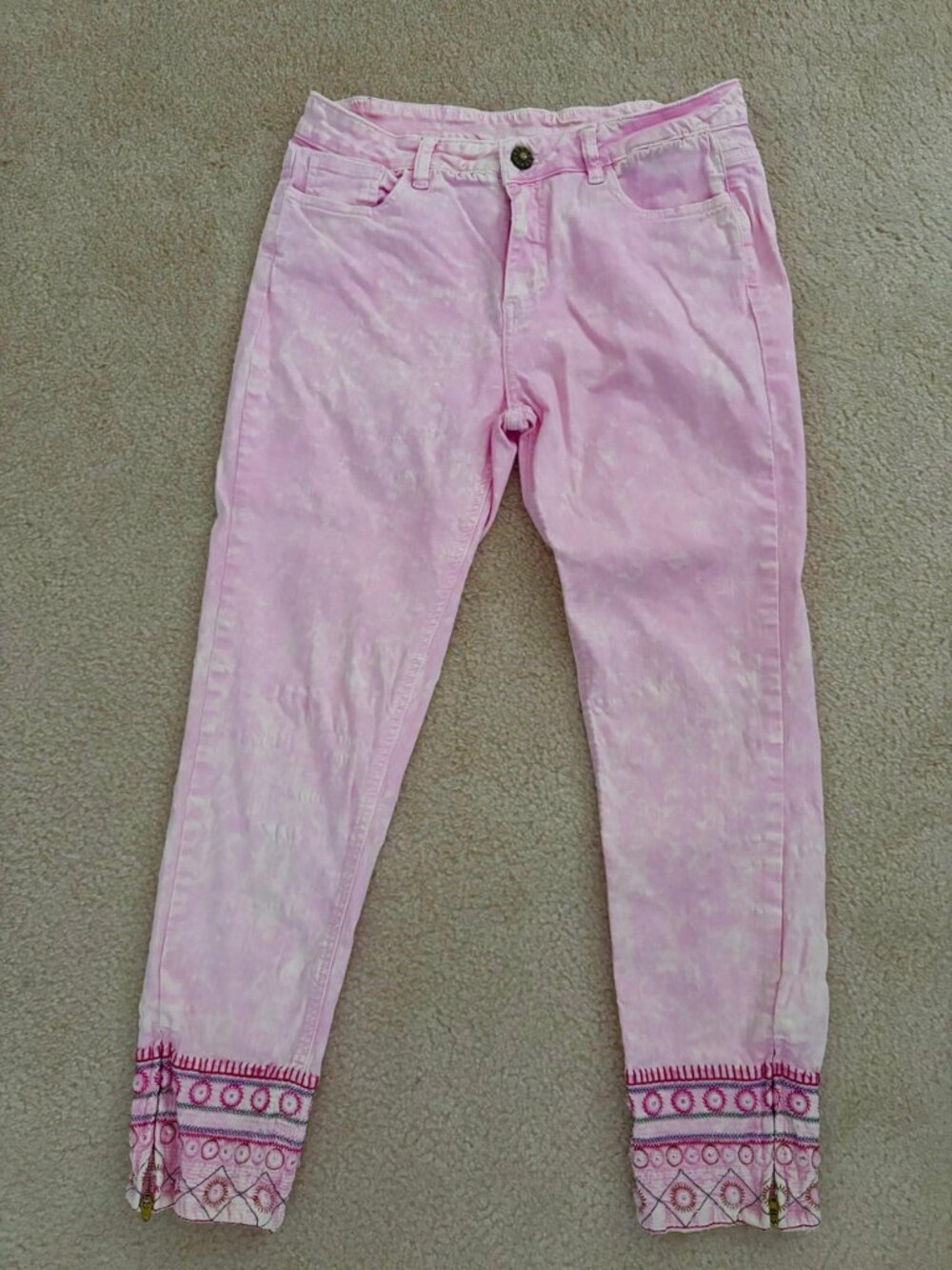 Desigual Pink Acid Wash Embroidered Ankle Jeans Size 30 EU 40